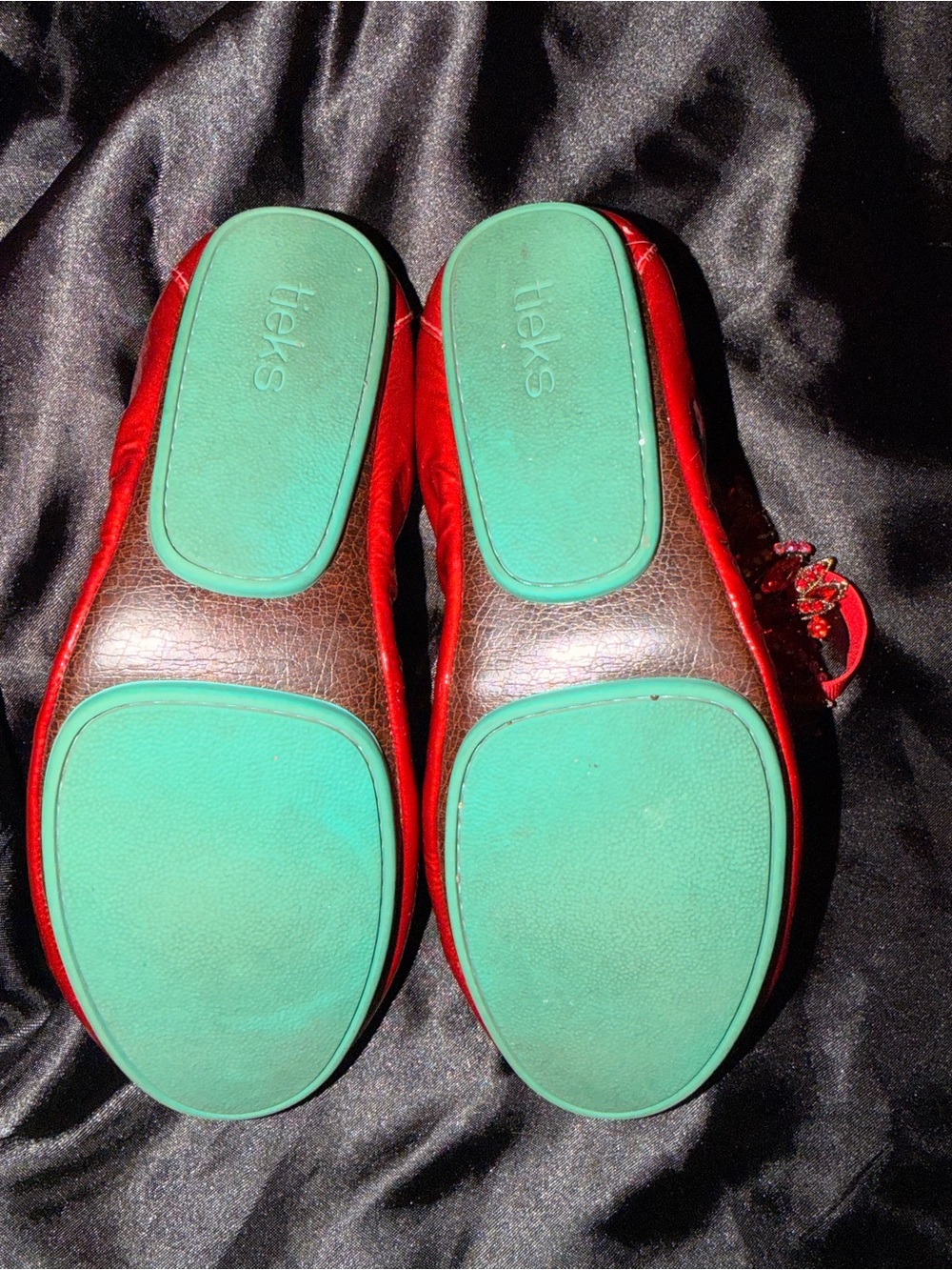 Rare original red diamond tieks in beautiful condition - Picture 6 of 7